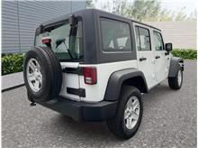 Vehicle Thumb #34