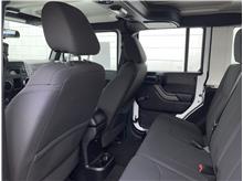 Vehicle Thumb #40