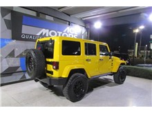 Vehicle Thumb #7