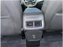 Vehicle Thumb #40