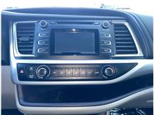 Vehicle Thumb #14