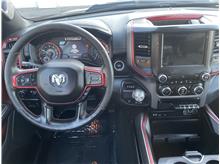 Vehicle Thumb #25