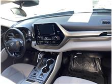 Vehicle Thumb #21