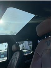 Vehicle Thumb #80