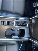 Vehicle Thumb #56