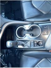 Vehicle Thumb #17