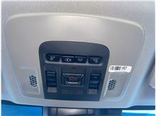 Vehicle Thumb #23