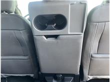 Vehicle Thumb #71