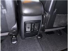 Vehicle Thumb #21