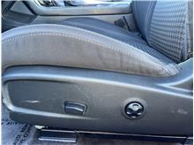 Vehicle Thumb #33
