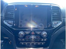 Vehicle Thumb #19