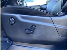 Vehicle Thumb #61