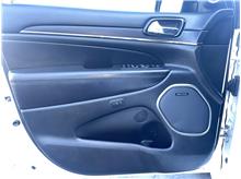 Vehicle Thumb #7