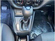 Vehicle Thumb #79