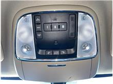 Vehicle Thumb #70