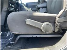 Vehicle Thumb #27