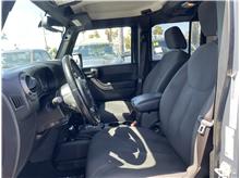 Vehicle Thumb #42