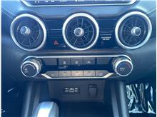 Vehicle Thumb #83