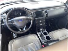 Vehicle Thumb #83