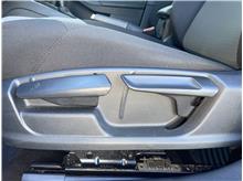 Vehicle Thumb #35