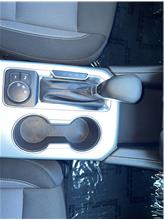 Vehicle Thumb #78