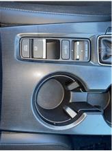Vehicle Thumb #14