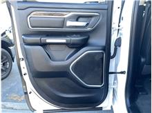Vehicle Thumb #70