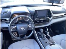 Vehicle Thumb #25