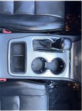 Vehicle Thumb #77