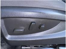 Vehicle Thumb #32