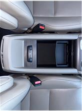 Vehicle Thumb #83