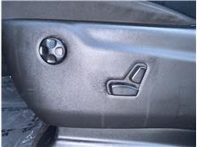 Vehicle Thumb #58