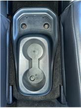 Vehicle Thumb #104