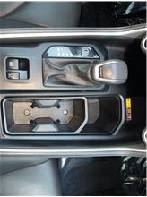 Vehicle Thumb #53