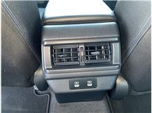 Vehicle Thumb #13
