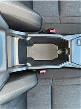 Vehicle Thumb #14