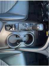 Vehicle Thumb #38