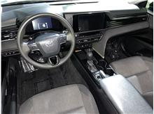 Vehicle Thumb #47