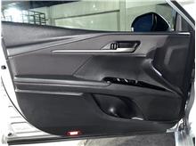 Vehicle Thumb #92