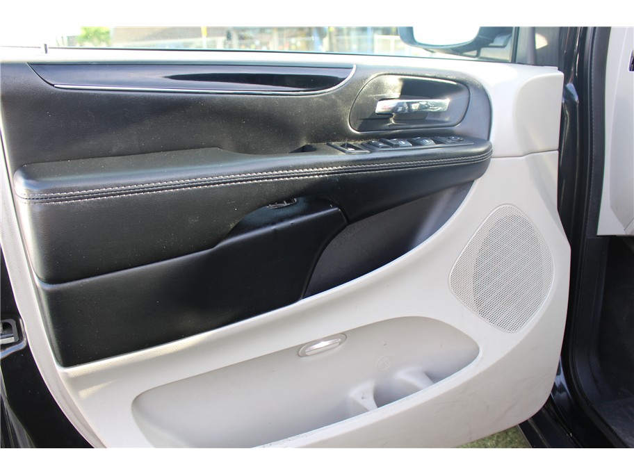 2019 Dodge Grand Caravan SXT - Photo 7