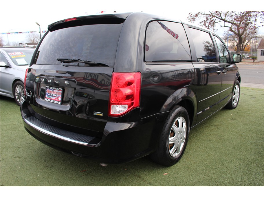 2015 Dodge Grand Caravan SE - Photo 6