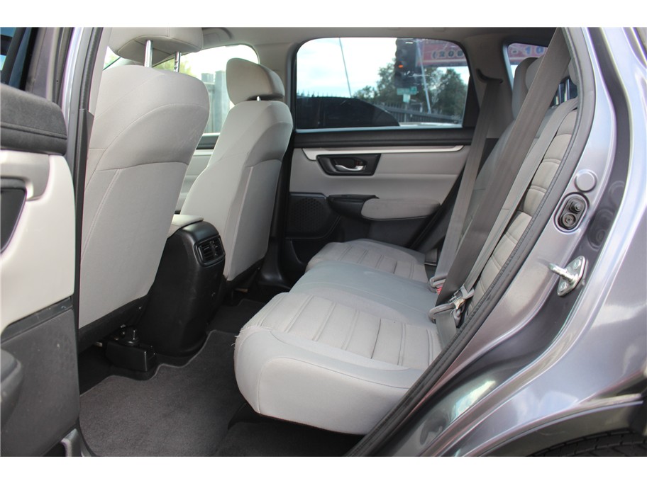2017 Honda CR-V LX - Photo 10