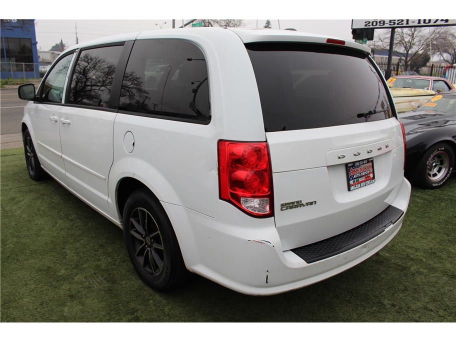 2015 Dodge Grand Caravan SE Plus - Photo 5