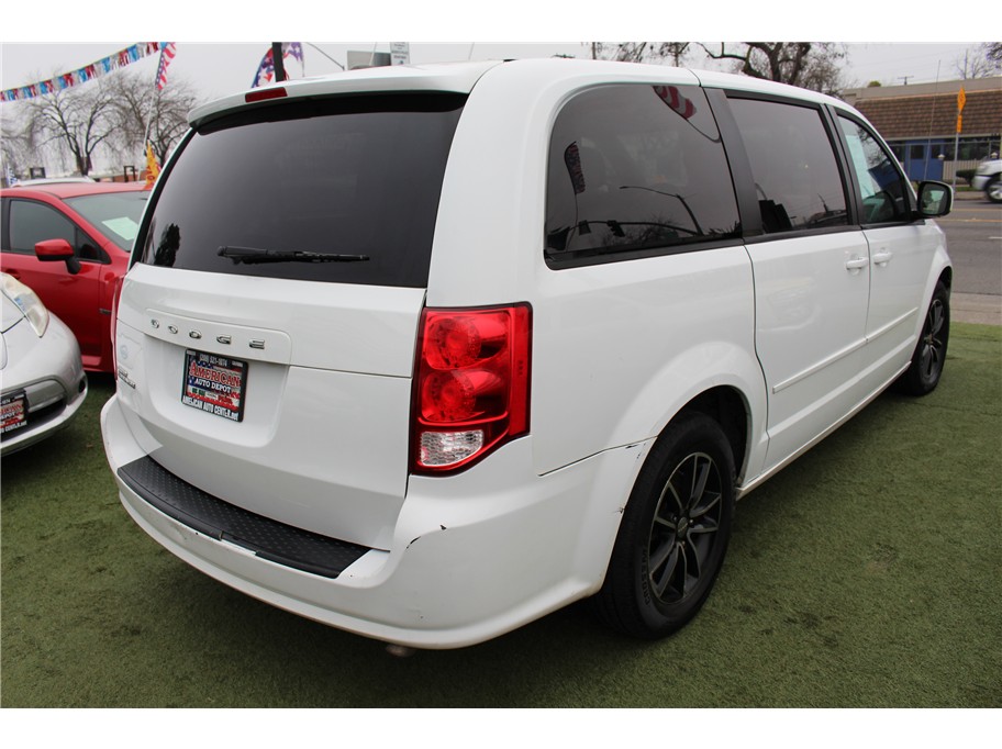 2015 Dodge Grand Caravan SE Plus - Photo 7