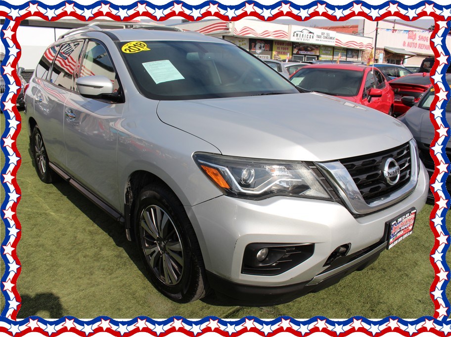2018 Nissan Pathfinder from American Auto Depot