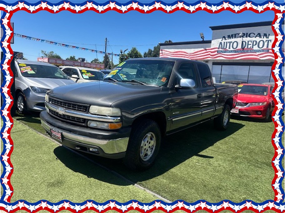 2001 Chevrolet Silverado 1500 Extended Cab from American Auto Depot