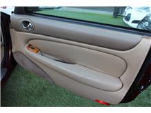 Vehicle Thumb #14