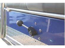Vehicle Thumb #18