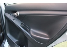Vehicle Thumb #13