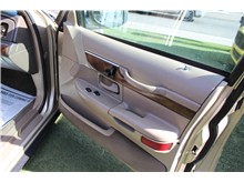 Vehicle Thumb #16